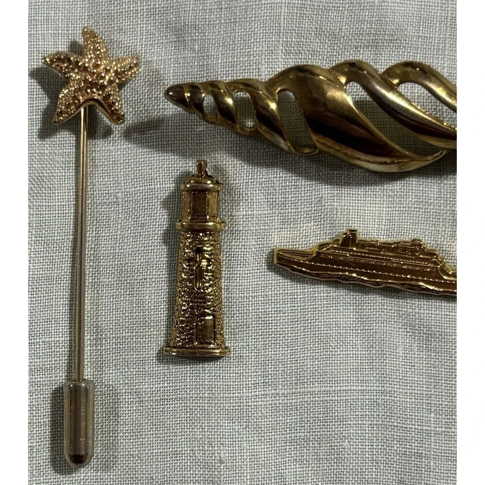 Sarah Coventry vintage piece